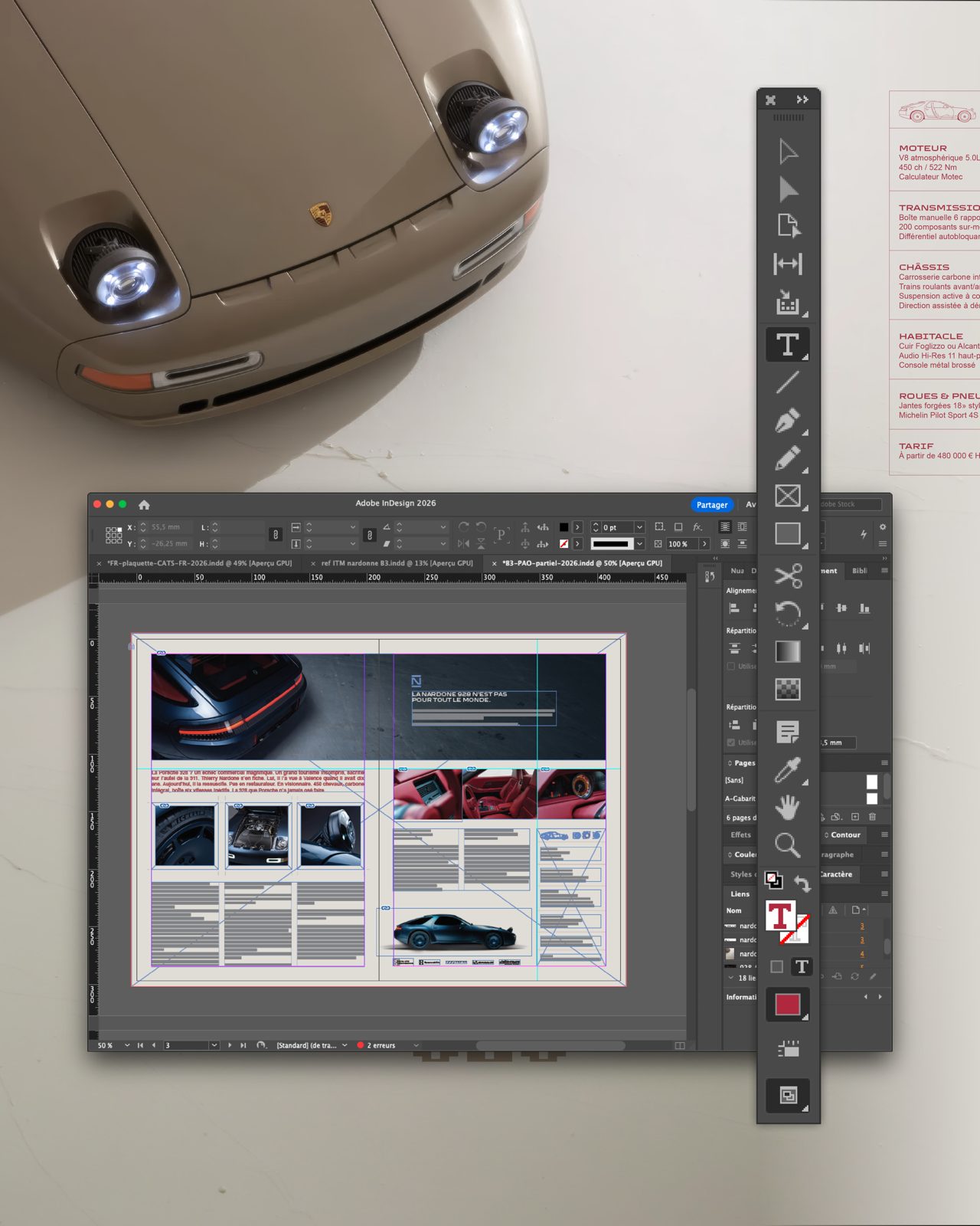 Double page automobile dans Adobe InDesign, avec grille, images, textes et infographie technique.